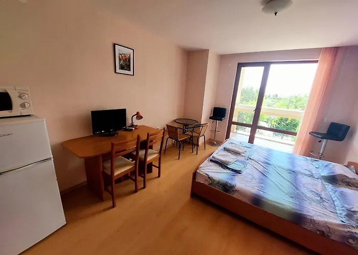 Hotel Prestige Studio First Line On The Sveti Vlas